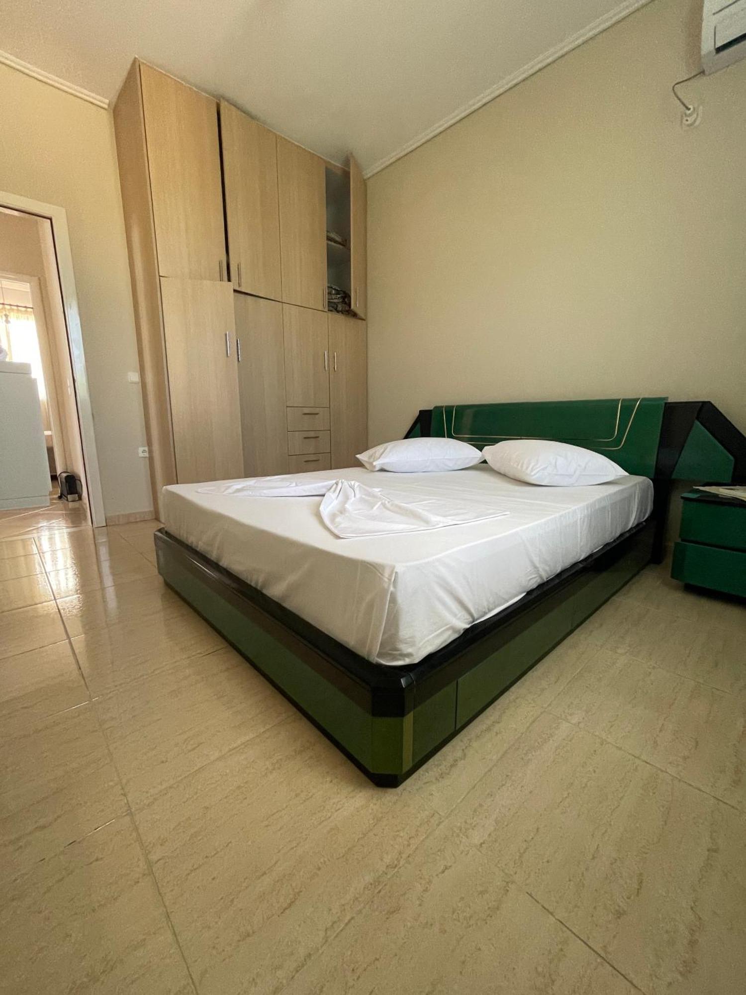 Apartment Endless Blue Dhermi