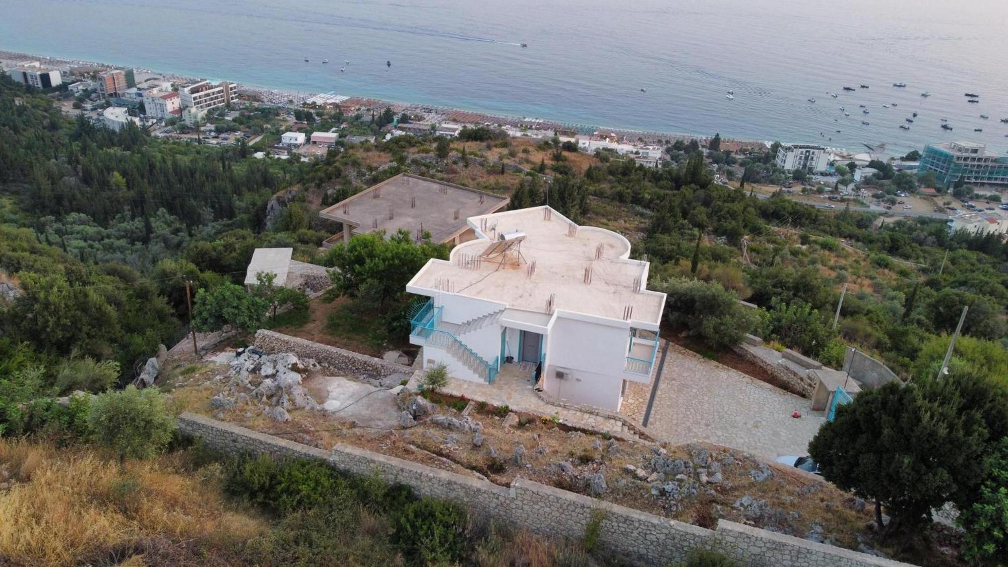 Endless Blue Dhermi