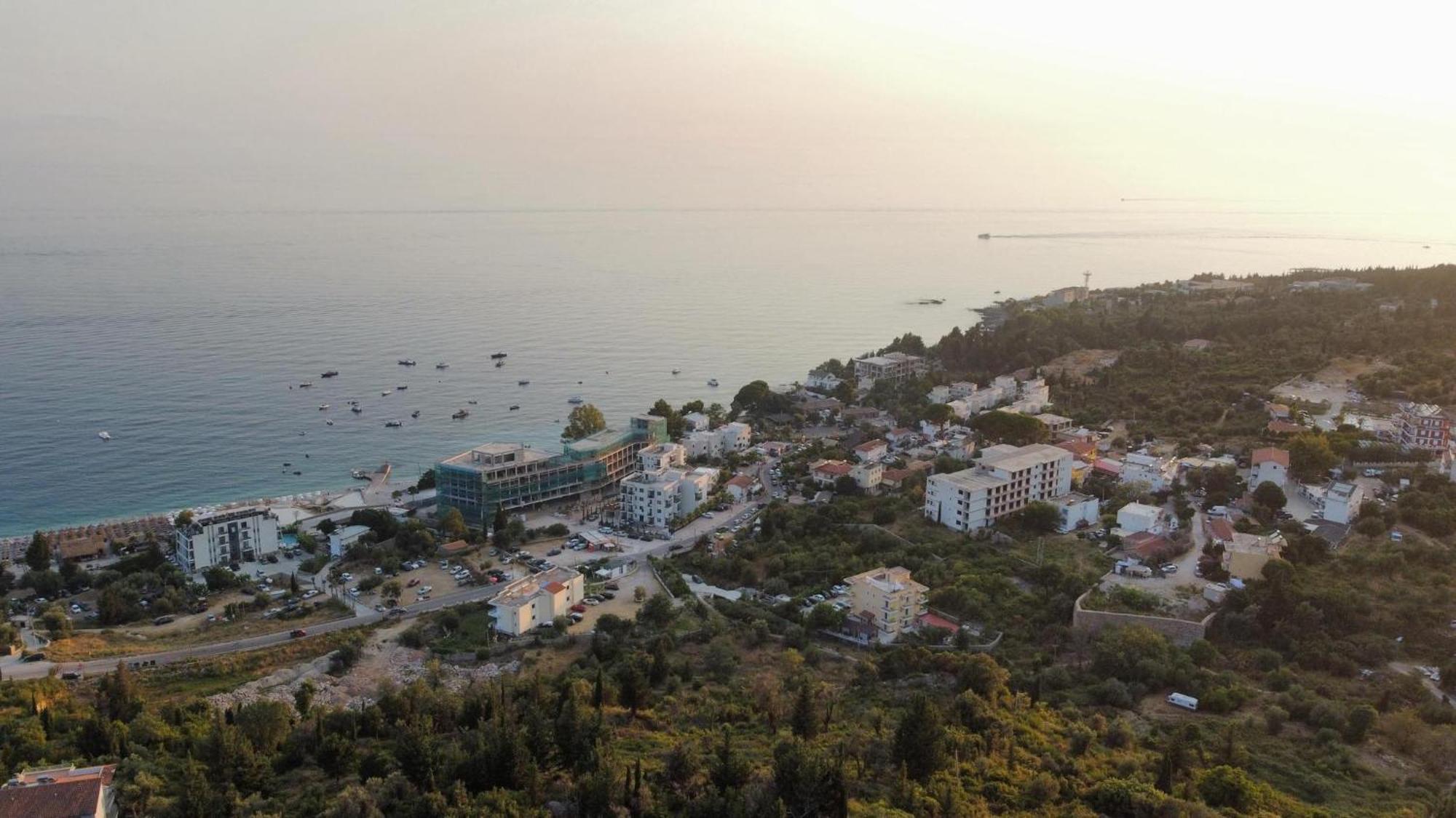 Apartment Endless Blue Dhermi