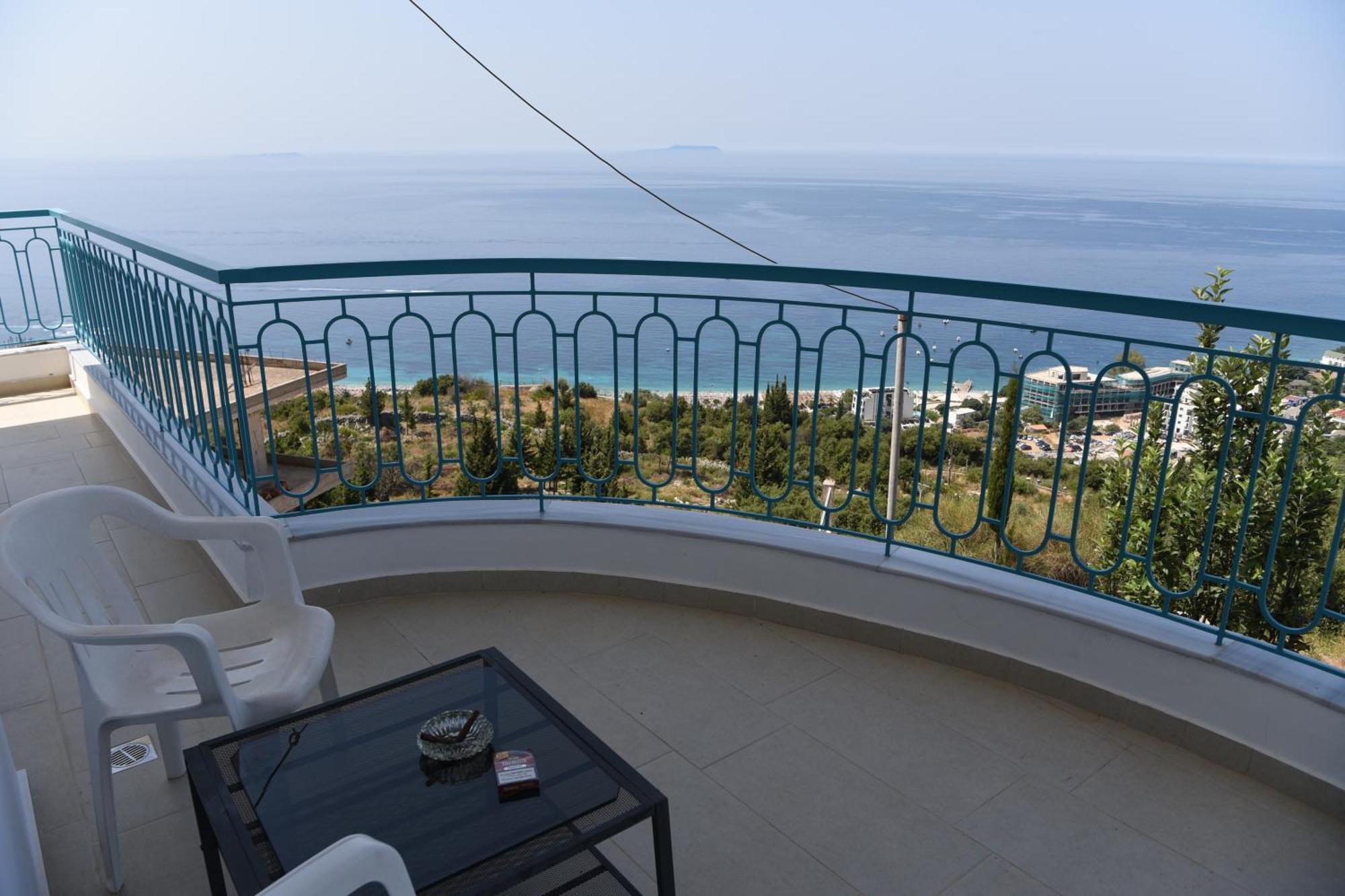Endless Blue Apartment Dhermi